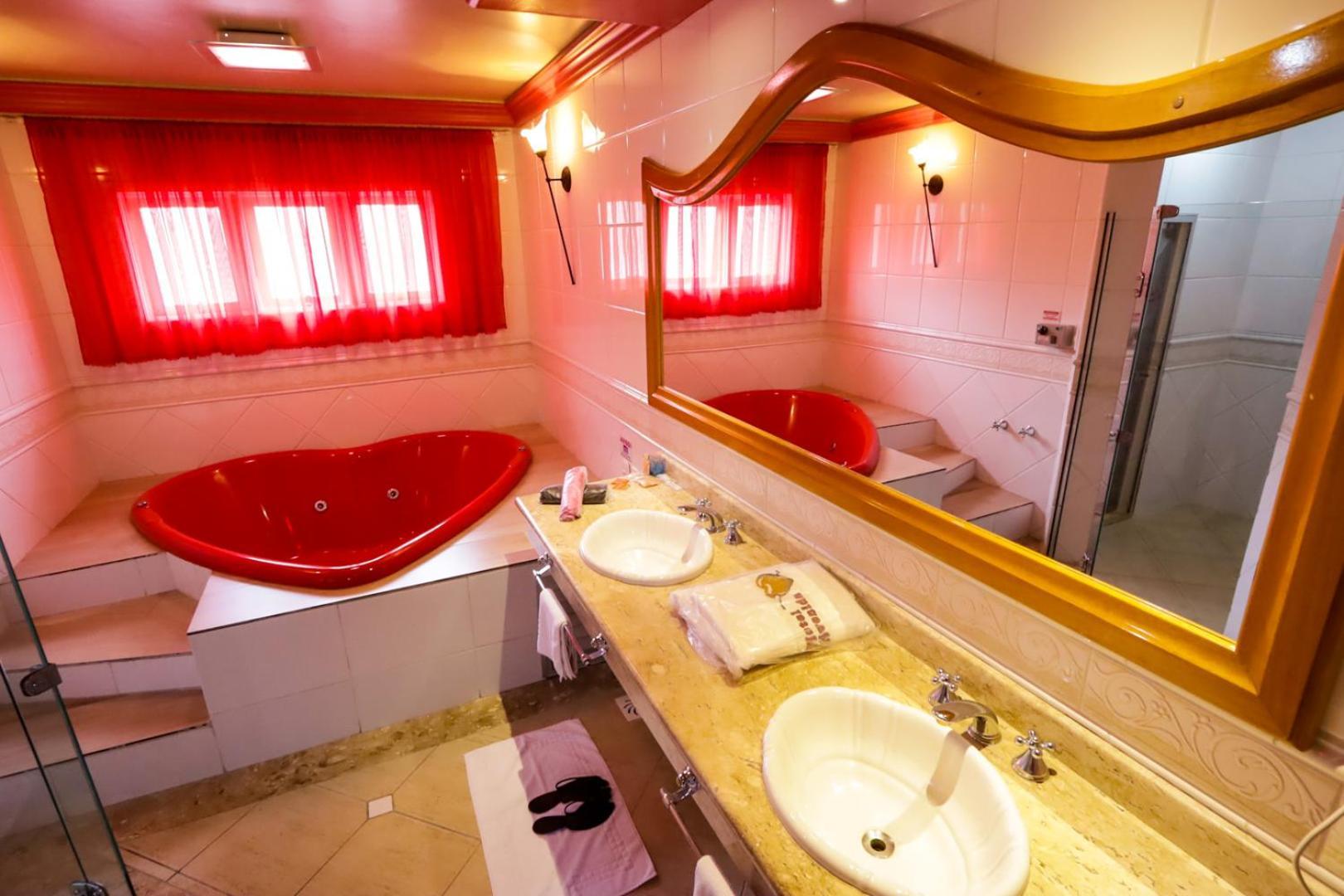 Motel Avenida (Adults Only) Gramado Buitenkant foto