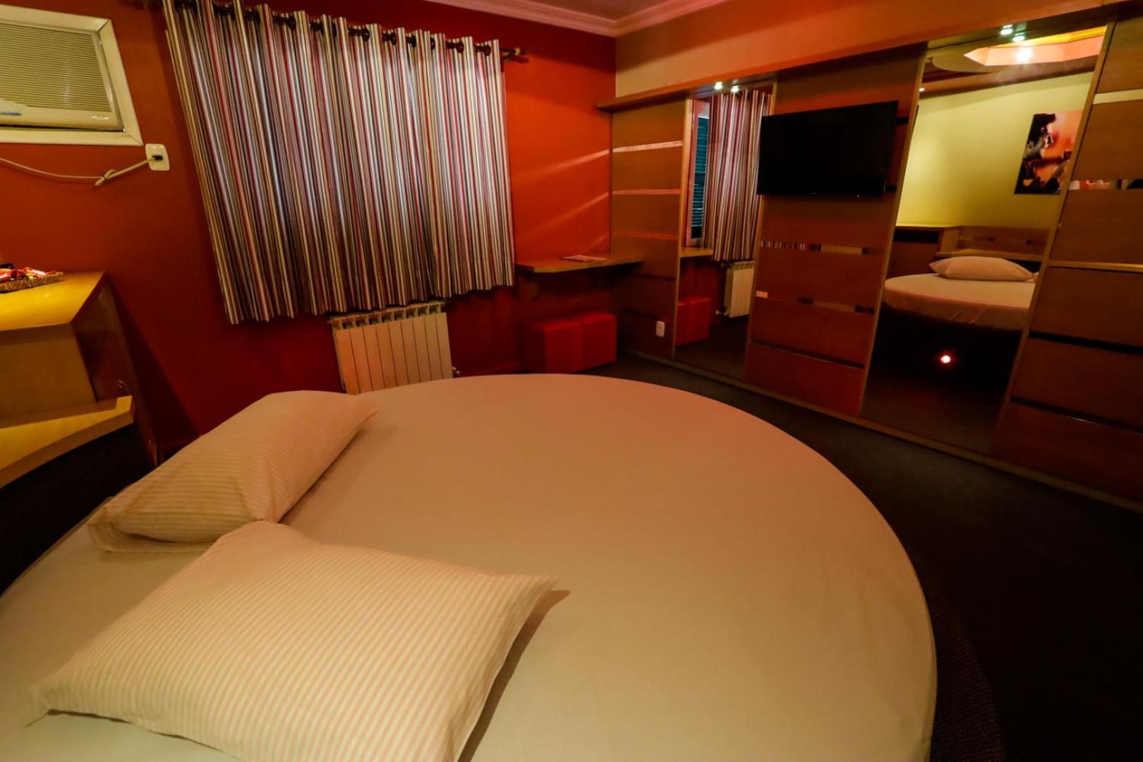 Motel Avenida (Adults Only) Gramado Buitenkant foto